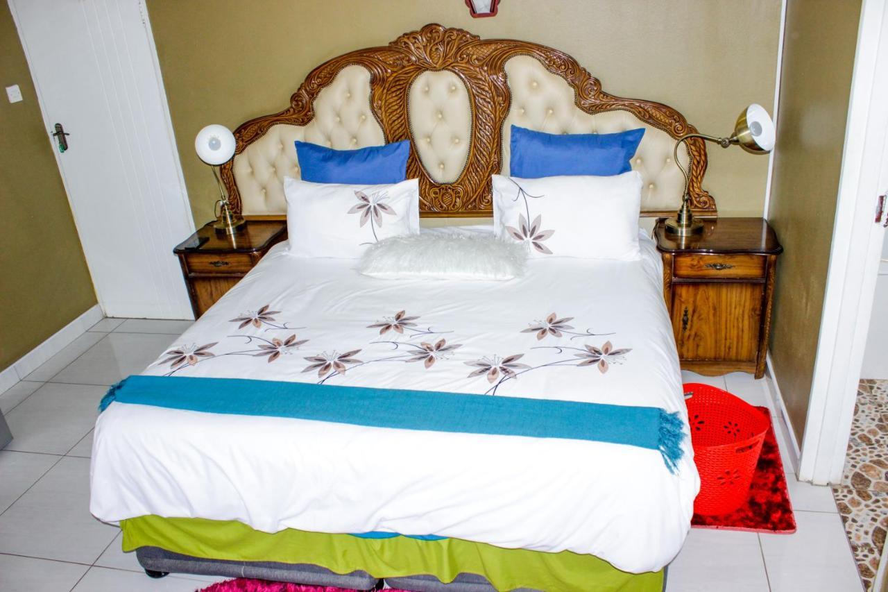 Motseleng Guest House Palapye Exteriör bild